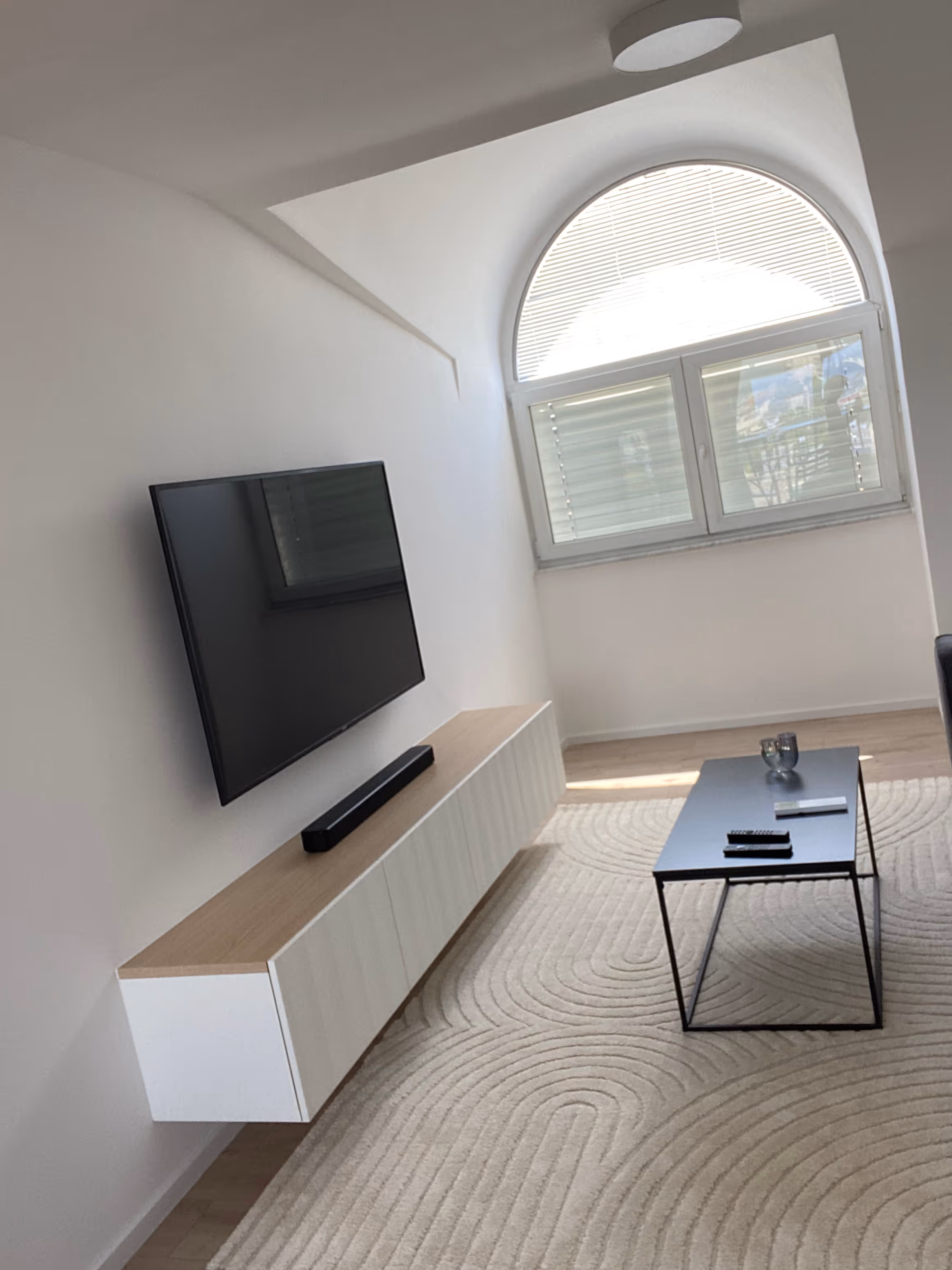 Image from Sodobno stanovanje s toplimi detajli album